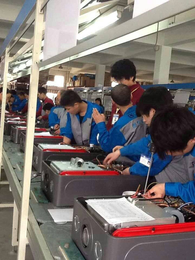 4月20日—25日，冈底斯管理学院举行第一期短训班，并圆满完成预期任务 2014-4-25    